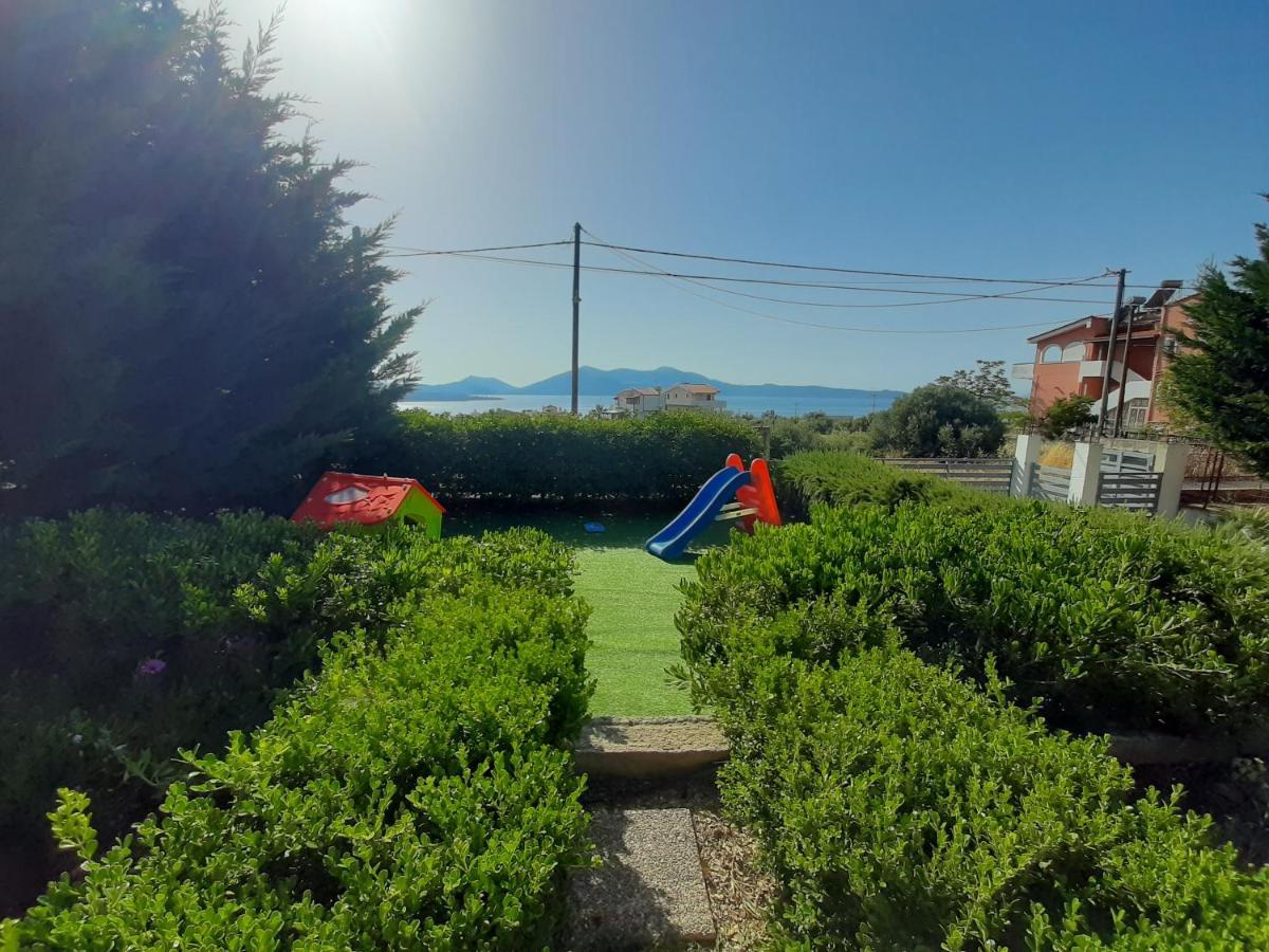 Aliveri Flat With Sea View Eksteriør bilde